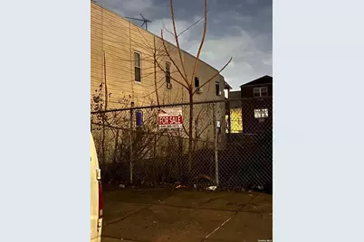 1713 Taylor Ave, Bronx, NY 10460 - Photo 1