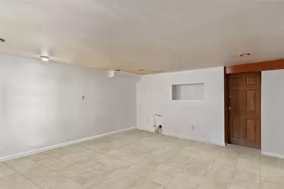 4318 Edson Avenue, Bronx, NY 10466 - Photo 18