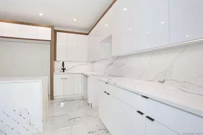 79 S Madison Avenue #213, Spring Valley, NY 10977 - Photo 10