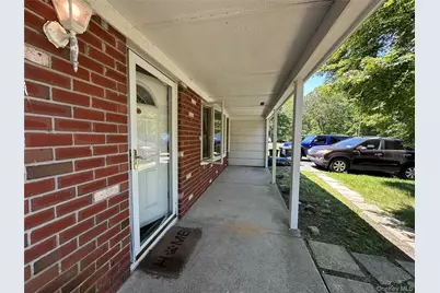 2 Hamilton Court, Coram, NY 11727 - Photo 20