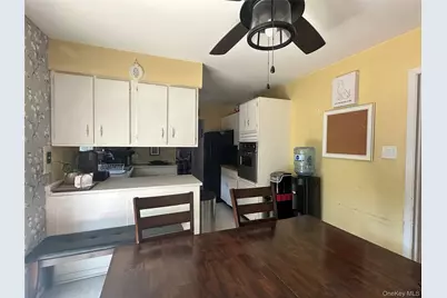 2 Hamilton Court, Coram, NY 11727 - Photo 26