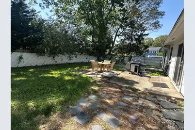 2 Hamilton Court, Coram, NY 11727 - Photo 28