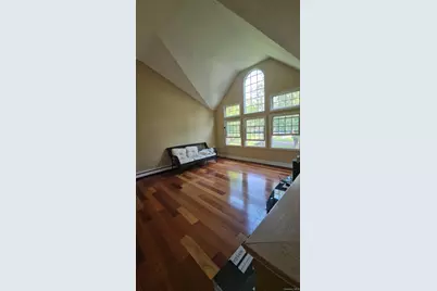 943 Macarthur Street, Bohemia, NY 11716 - Photo 14