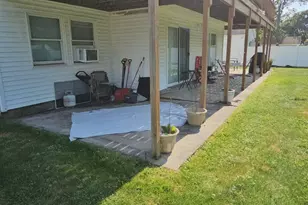 943 MacArthur St, Bohemia, NY 11716 - Photo 18