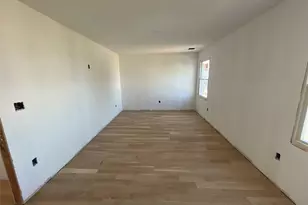 101 Clocks Blvd, Massapequa, NY 11758 - Photo 28