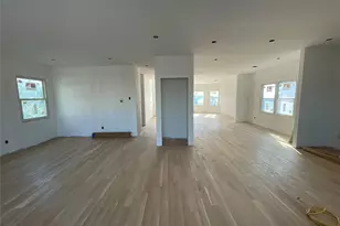 101 Clocks Blvd, Massapequa, NY 11758 - Photo 16