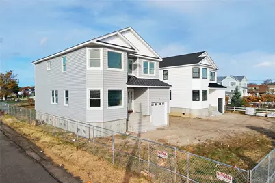 101 Clocks Boulevard, Massapequa, NY 11758 - Photo 2