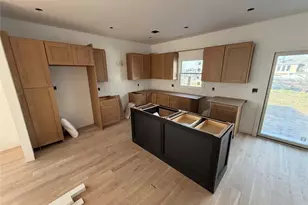 101 Clocks Blvd, Massapequa, NY 11758 - Photo 10