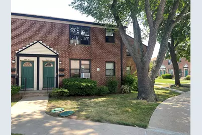 196-53 73rd Avenue #1st Floor, Fresh Meadows, NY 11365 - Photo 18