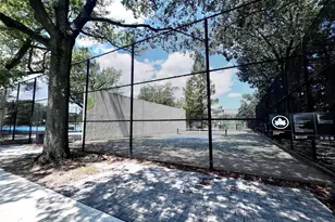 196-53 73rd Ave, Fresh Meadows, NY 11365 - Photo 16