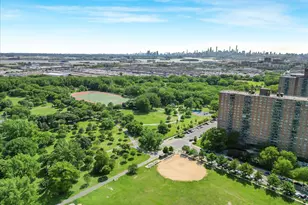 825 Morrison Ave, Bronx, NY 10473 - Photo 24