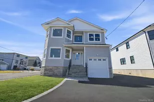 103 Clocks Blvd, Massapequa, NY 11758 - Photo 18