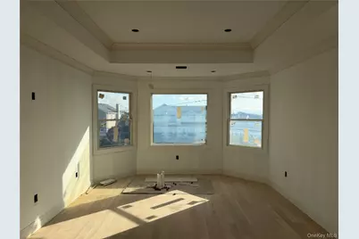 103 Clocks Boulevard, Massapequa, NY 11758 - Photo 14