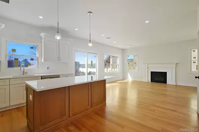 103 Clocks Boulevard, Massapequa, NY 11758 - Photo 6