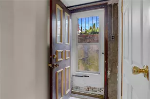 104 S 3rd St, New Hyde Park, NY 11040 - Photo 24