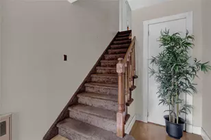 104 S 3rd St, New Hyde Park, NY 11040 - Photo 26