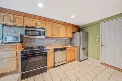 15951 160th Avenue, Howard Beach, NY 11414 - Photo 22