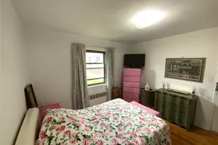 73-19 217th St, Oakland Gardens, NY 11364 - Photo 14