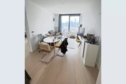 3 Court Square #3001, Long Island City, NY 11101 - Photo 4