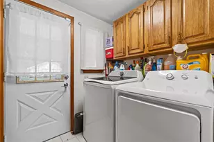 21 Delaware St, Port Jervis, NY 12771 - Photo 18