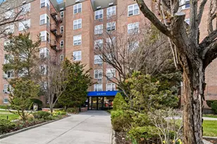 18-40 211th Street St, Bayside, NY 11360 - Photo 2