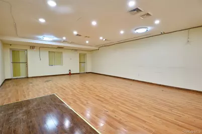 13340 37th Avenue, Flushing, NY 11354 - Photo 6