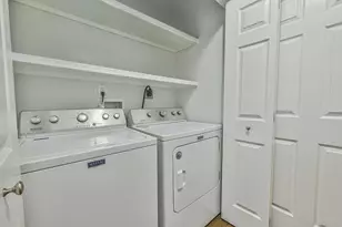 42 Springwood Dr, North Babylon, NY 11703 - Photo 24