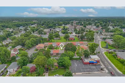 42 Springwood Drive, North Babylon, NY 11703 - Photo 12