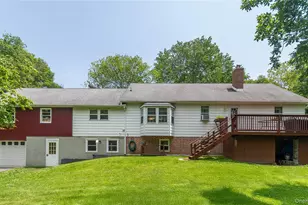 89 Birch Dr, Pleasant Valley, NY 12569 - Photo 6