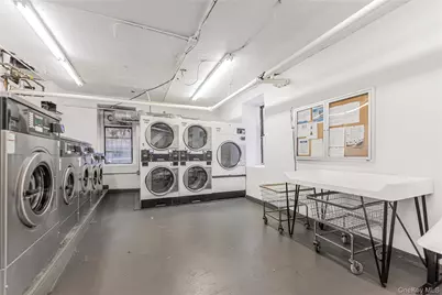 2187 Holland Avenue #2J, Bronx, NY 10462 - Photo 12