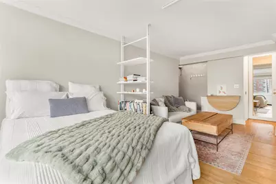 210 E 63rd Street #10E, New York, NY 10065 - Photo 2
