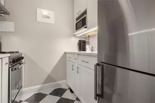 210 E 63rd St, New York, NY 10065 - Photo 12