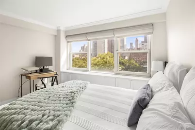 210 E 63rd Street #10E, New York, NY 10065 - Photo 6
