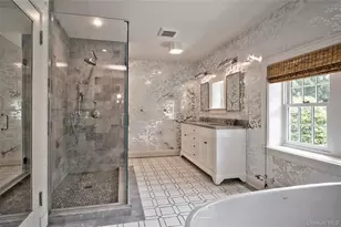 9 Meadow Spring Ln, Glen Cove, NY 11542 - Photo 20