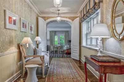 9 Meadow Spring Lane, Glen Cove, NY 11542 - Photo 8