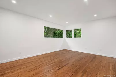 8 Junard Drive, Roslyn, NY 11576 - Photo 20