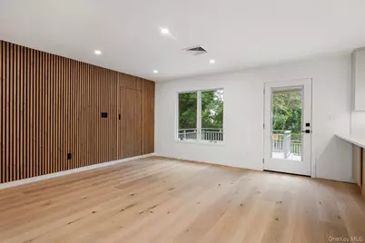 8 Junard Drive, Roslyn, NY 11576 - Photo 8