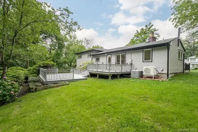 8 Junard Drive, Roslyn, NY 11576 - Photo 30