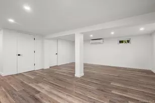 8 Junard Dr, Roslyn, NY 11576 - Photo 26