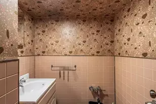 49-75 175th Pl, Fresh Meadows, NY 11365 - Photo 20