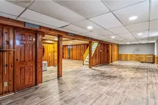 49-75 175th Pl, Fresh Meadows, NY 11365 - Photo 18