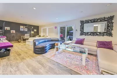 972 S End, Woodmere, NY 11598 - Photo 12