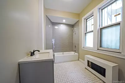 155 Hawthorne Avenue, Yonkers, NY 10701 - Photo 16