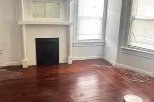 82 N Hamilton St, Poughkeepsie, NY 12601 - Photo 2