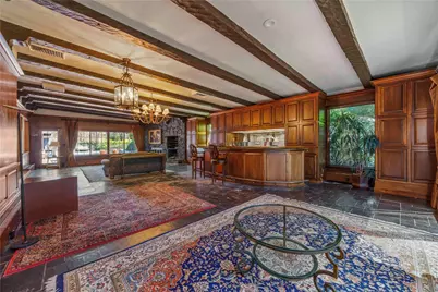 233 Narragansett Avenue, Lawrence, NY 11559 - Photo 18