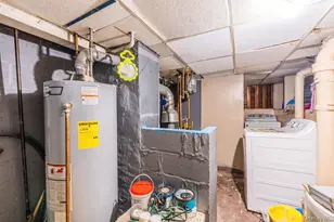 58-83 57th Rd, Maspeth, NY 11378 - Photo 16