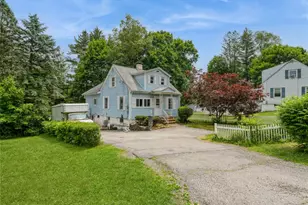 413 Vassar Rd, Poughkeepsie, NY 12603 - Photo 2