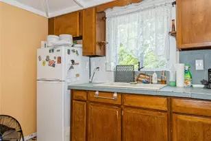 413 Vassar Rd, Poughkeepsie, NY 12603 - Photo 28