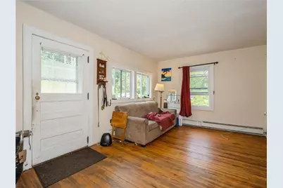 413 Vassar Road, Poughkeepsie, NY 12603 - Photo 6