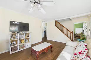 335 Loring Rd, Levittown, NY 11756 - Photo 10